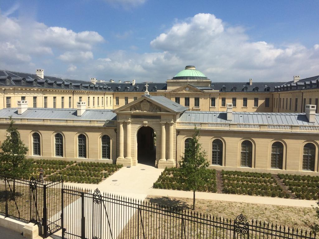 Hotel Des Lys Versailles Exterior foto